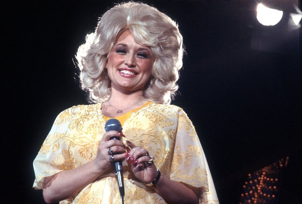 4eae02fe-ea8e-48e8-989e-518e93994638_1787683049 Dolly Parton
